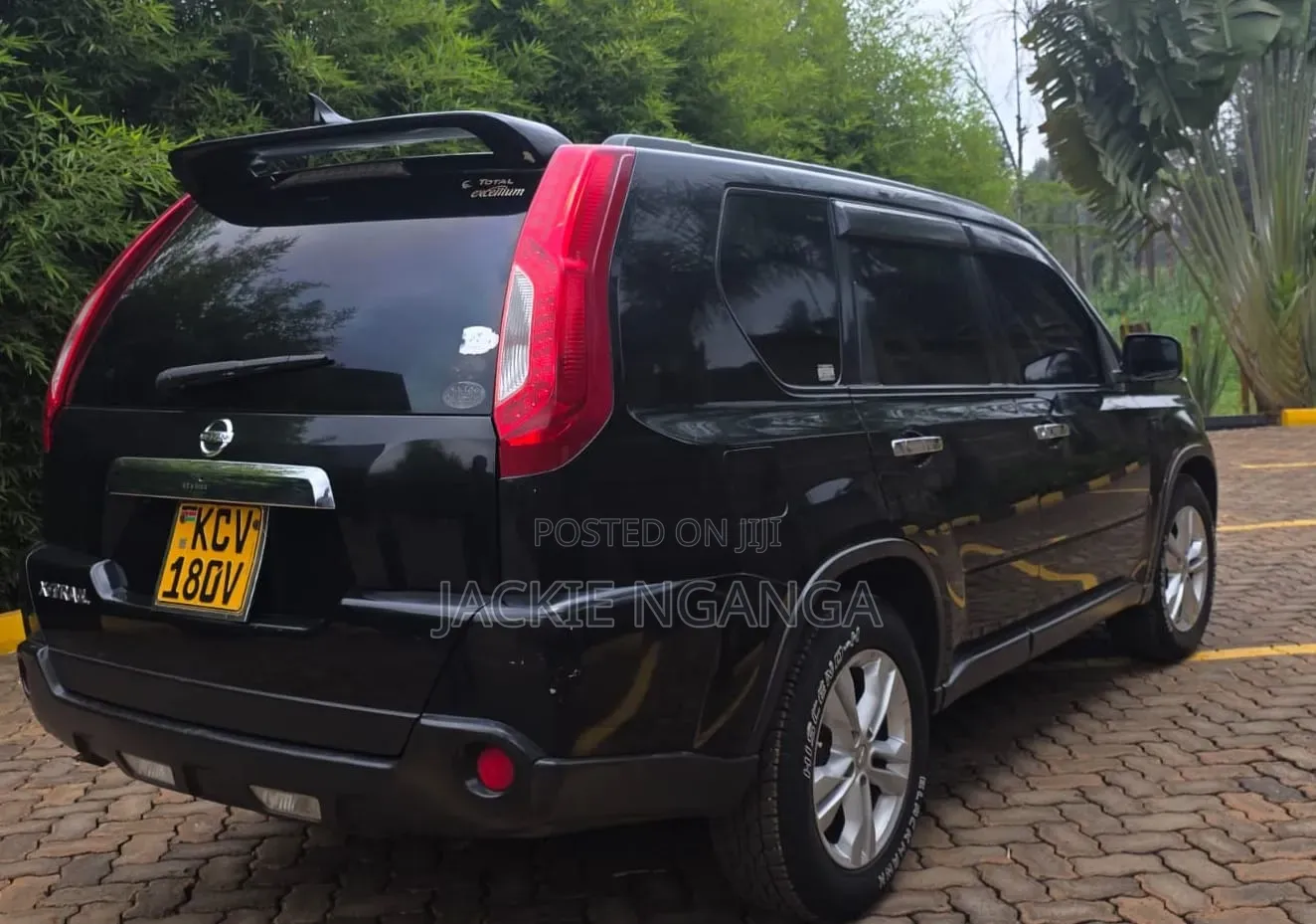 Nissan X-Trail 2012 Black