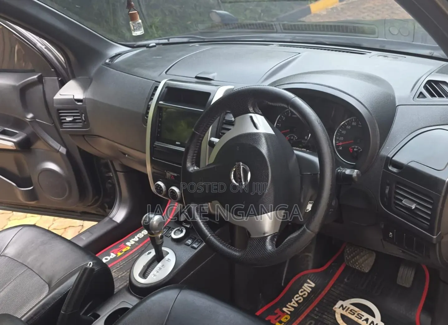 Nissan X-Trail 2012 Black