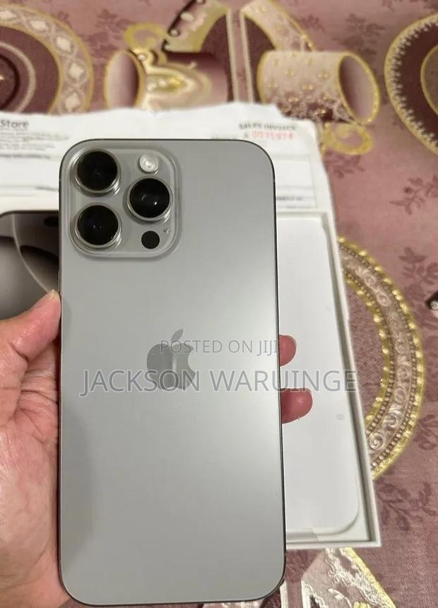 Apple iPhone 16 Pro Max 512 GB - thumbnail 2