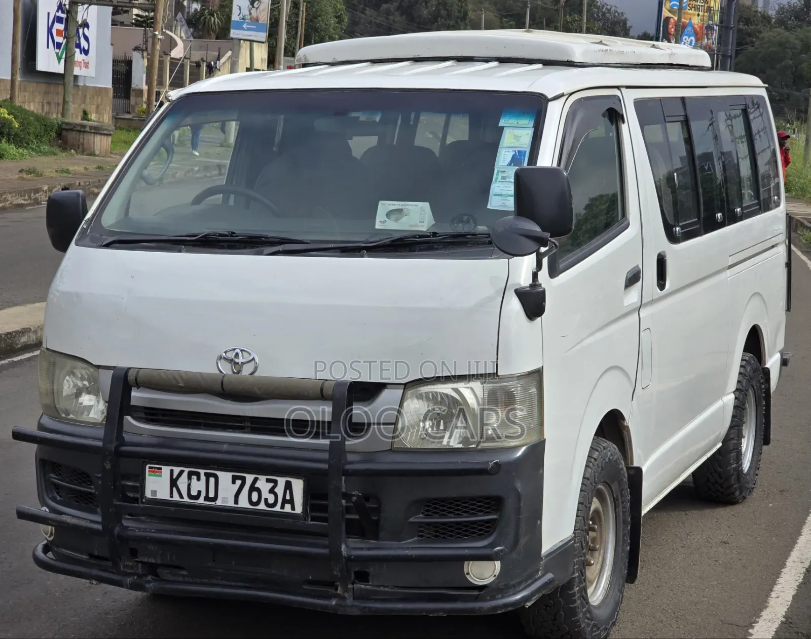 Toyota HiAce 2007 White