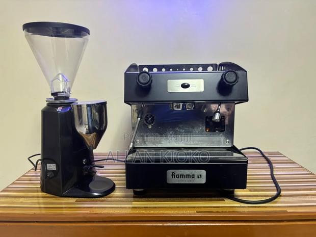 Coffee Machine and Grinder - thumbnail 2