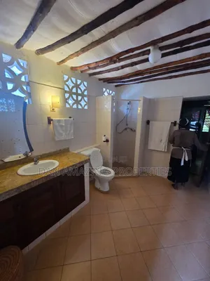 Furnished 6bdrm Villa in Kanuu Area, Diani for sale