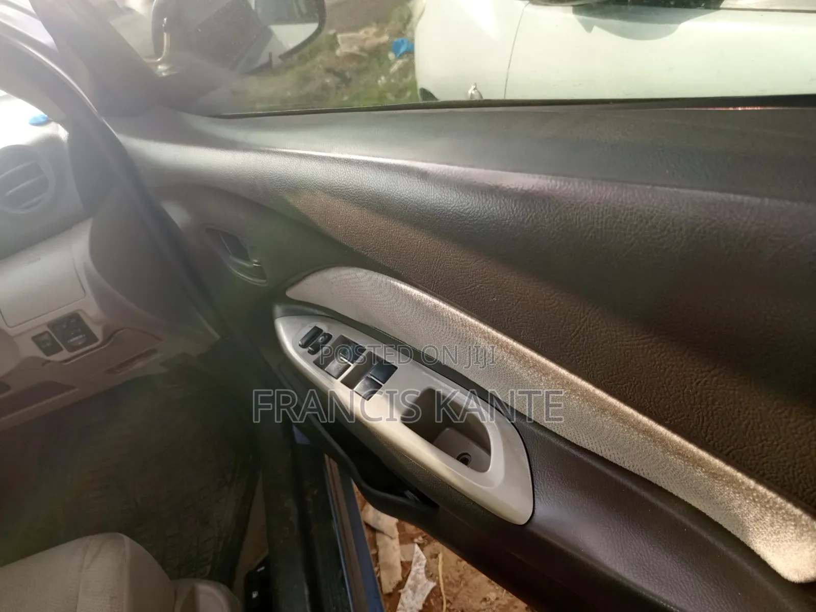 Toyota Belta 2013