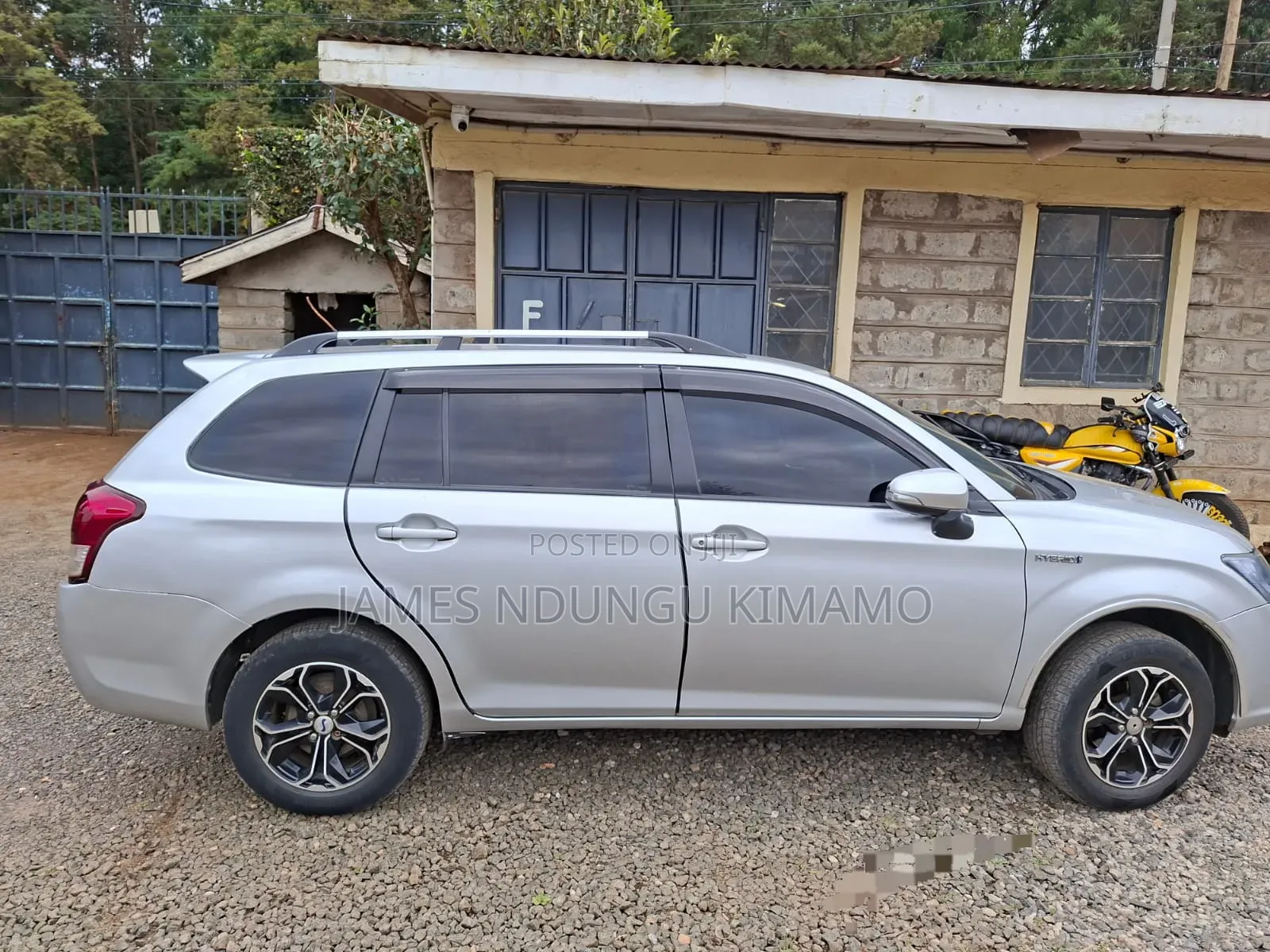 Toyota Corolla Fielder 2014 Silver