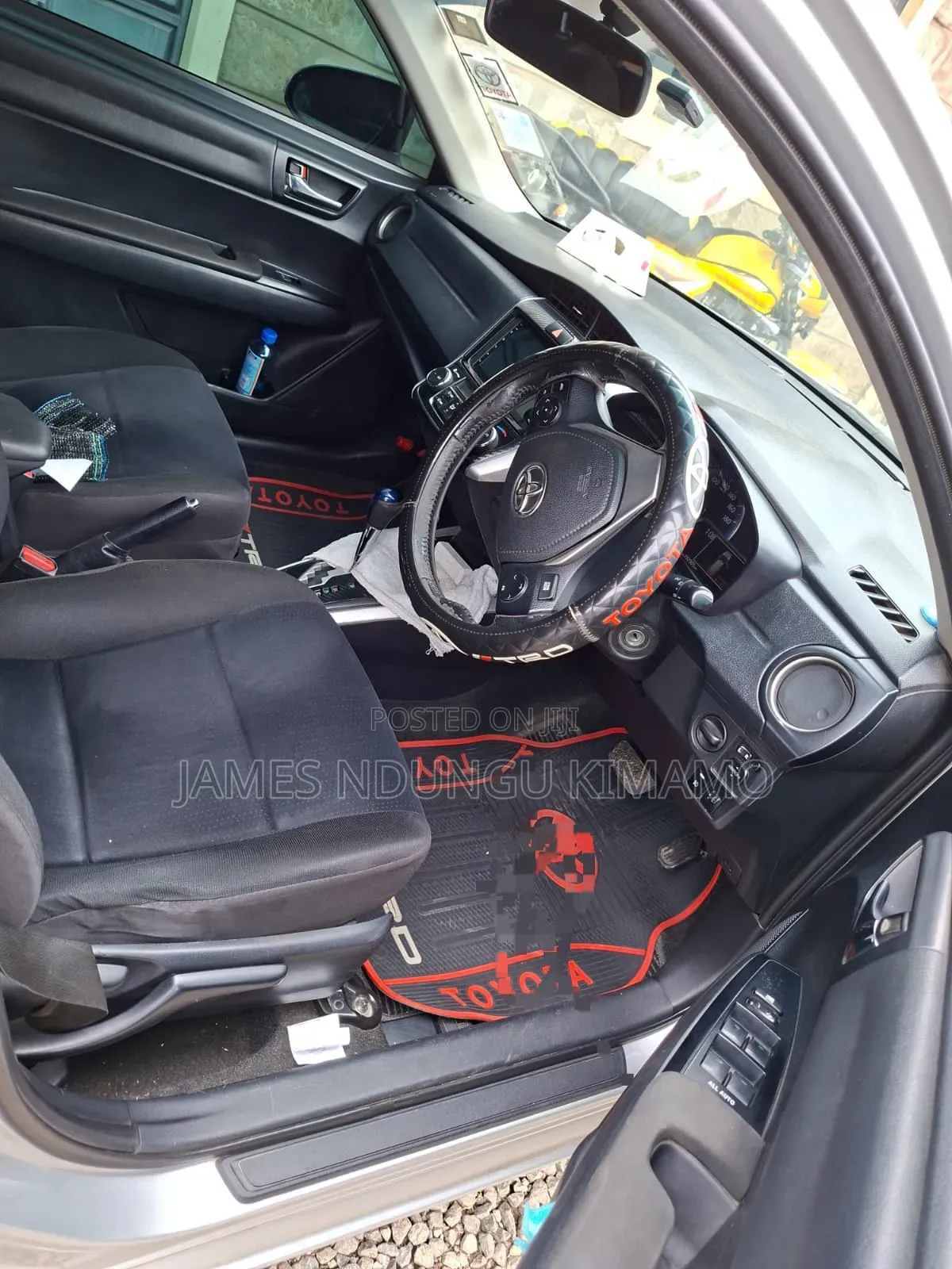 Toyota Corolla Fielder 2014 Silver