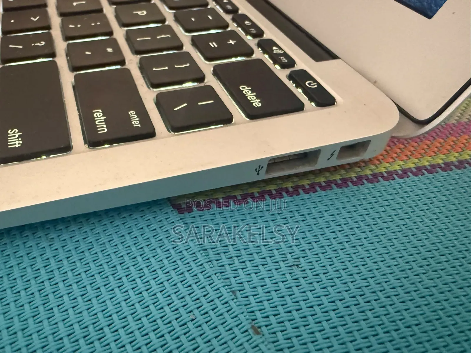Laptop Apple MacBook Air 2013 8GB AMD Ryzen 3 SSD 256GB
