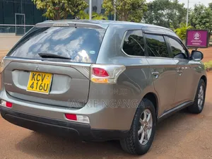 Mitsubishi Outlander 2012 Gray