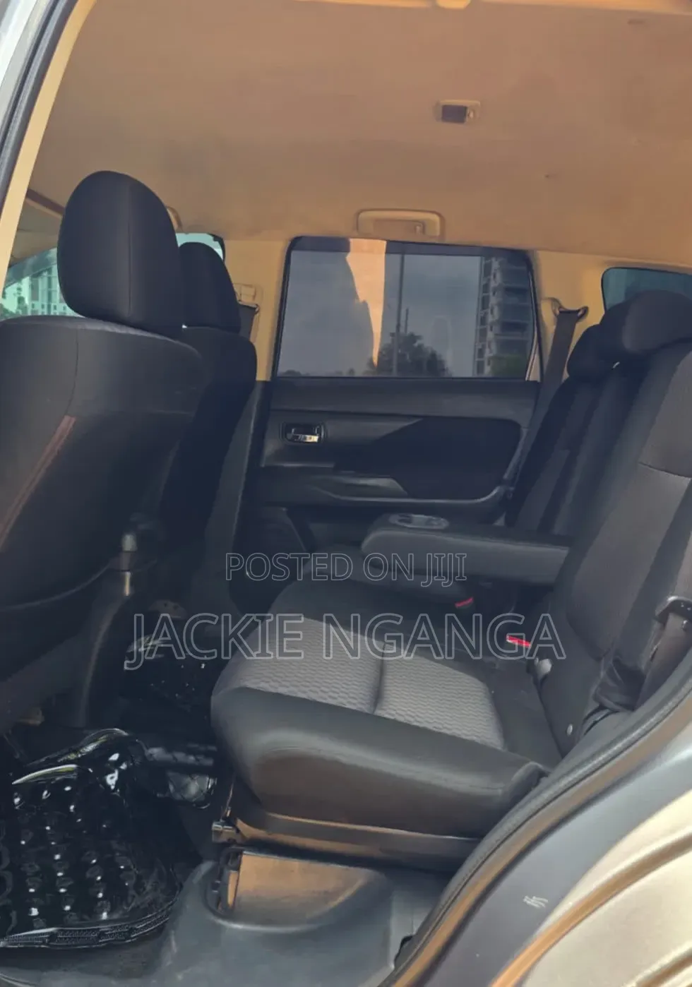 Mitsubishi Outlander 2012 Gray