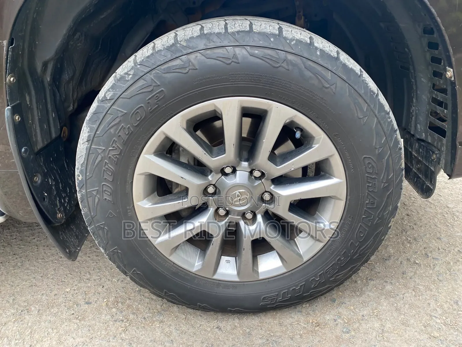 Toyota Land Cruiser Prado 2.8 2017 Brown