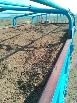 Pure-Goat-Manure