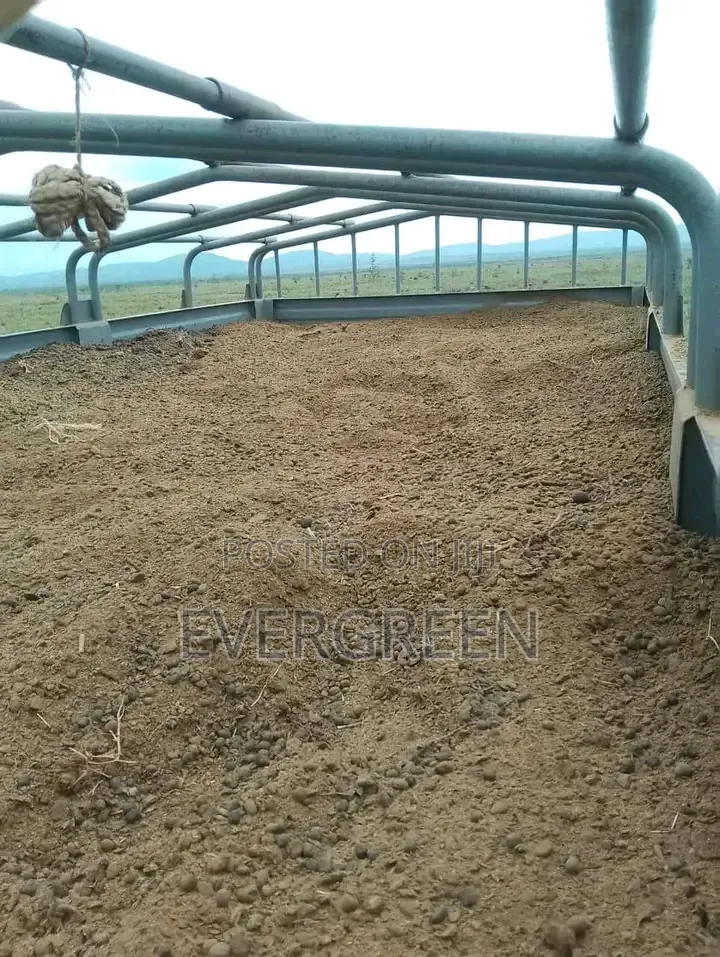 Pure-Goat-Manure