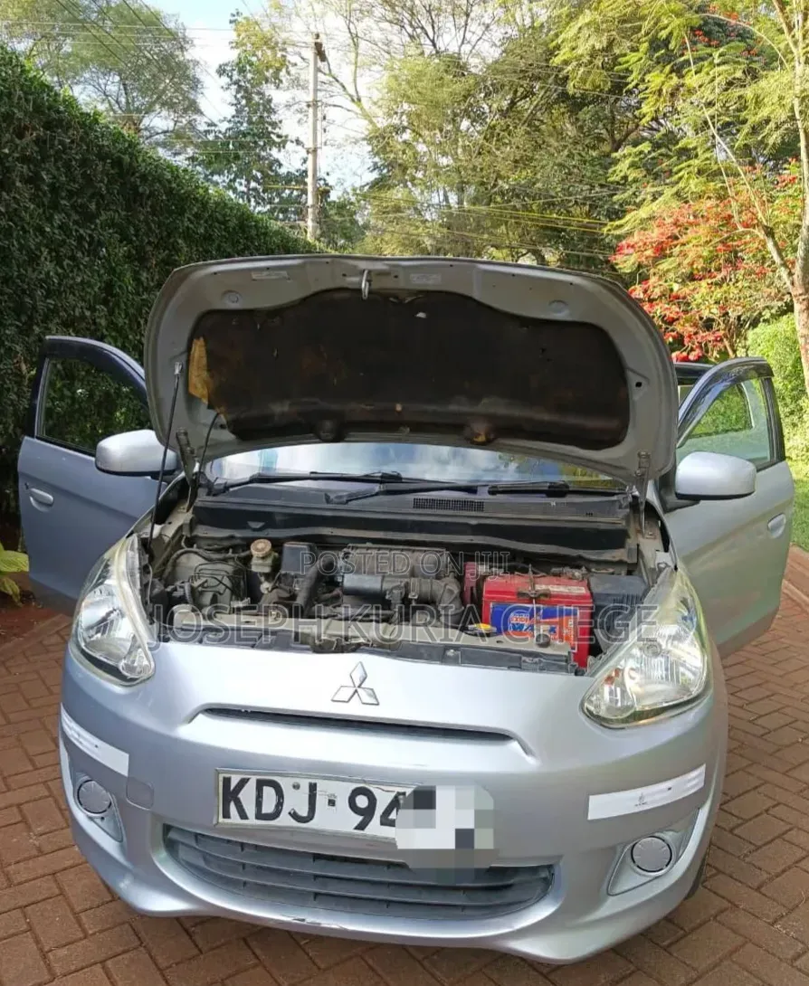 Mitsubishi Mirage 2015 Silver