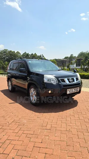 Nissan X-Trail 2012 Black