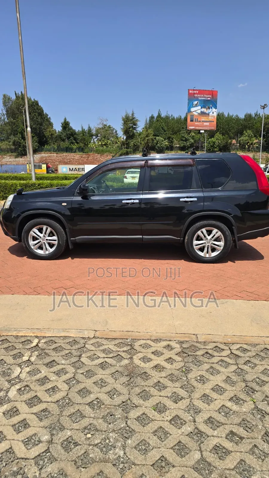 Nissan X-Trail 2012 Black