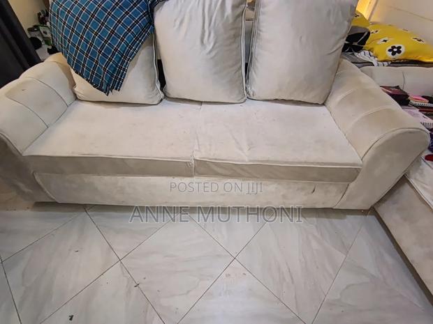 5 Seater Couch - thumbnail 3