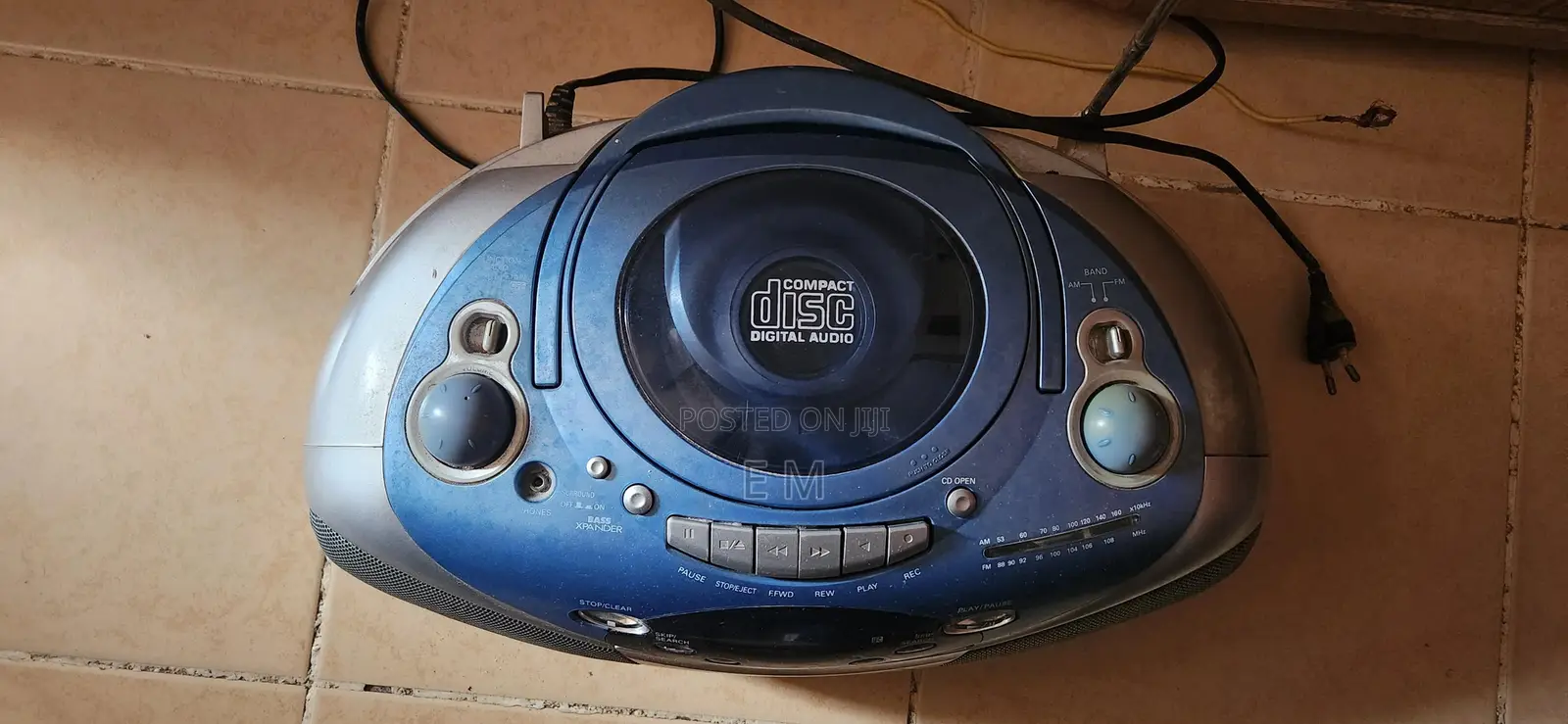 ​Classic Sanyo Portable Stereo Radio CD Player