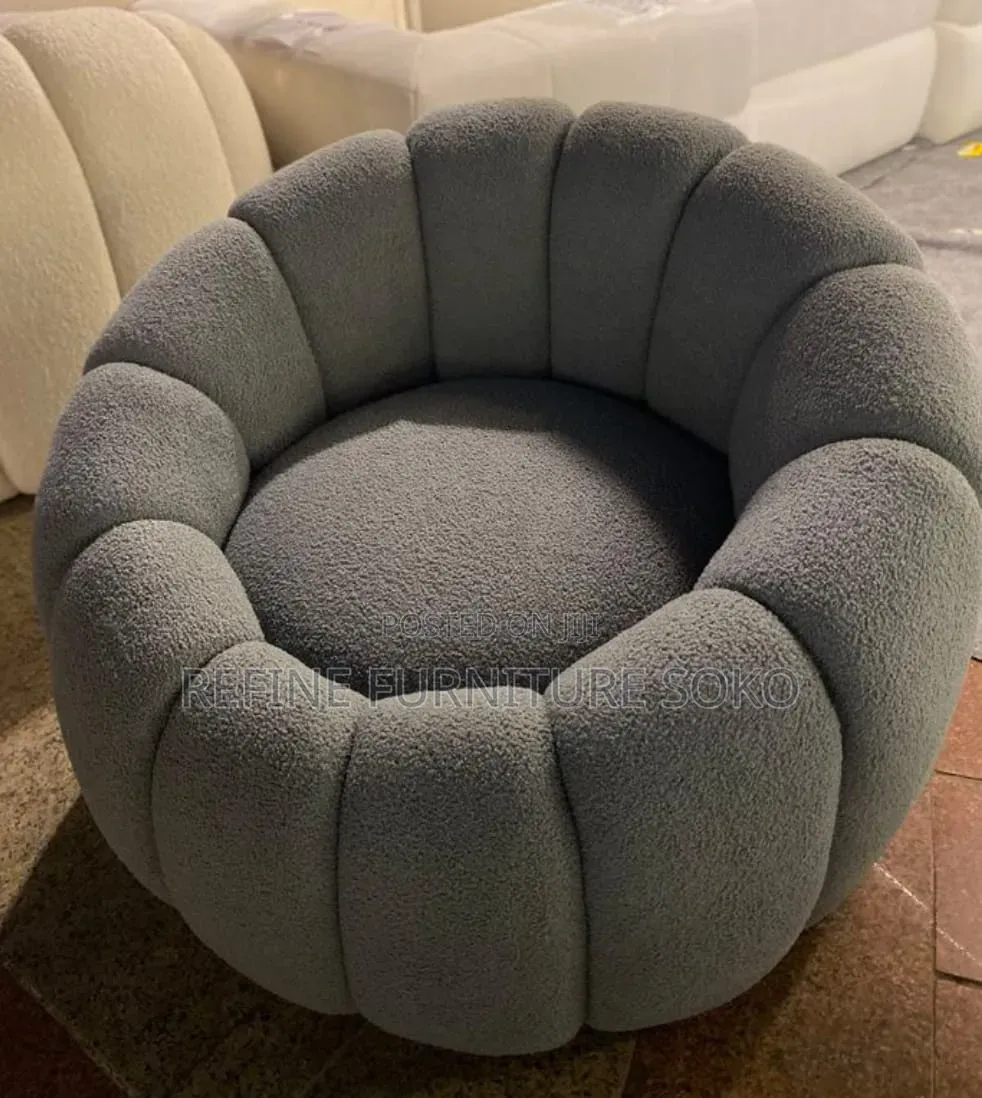 LOVE YOUR QUEEN Surprise Her With This