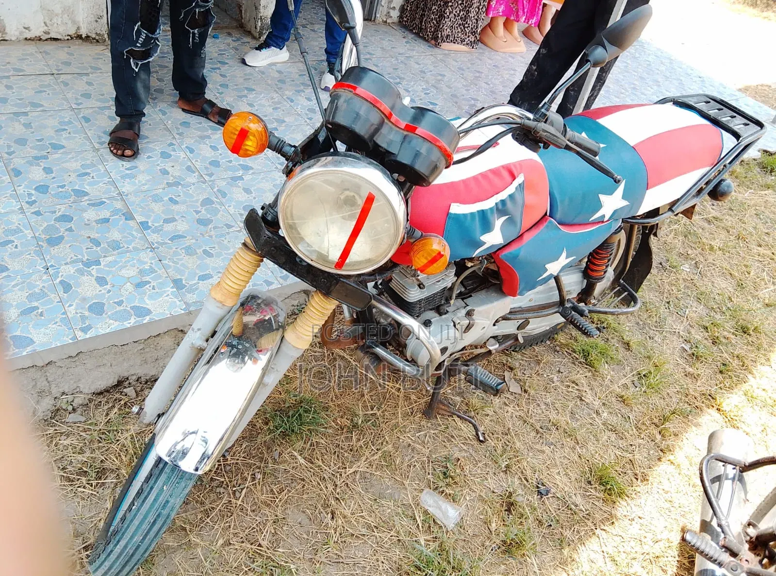 Bajaj Boxer 100 2022 Red