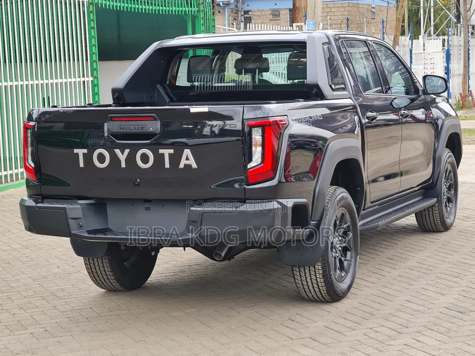 New Toyota Hilux 2026 Black