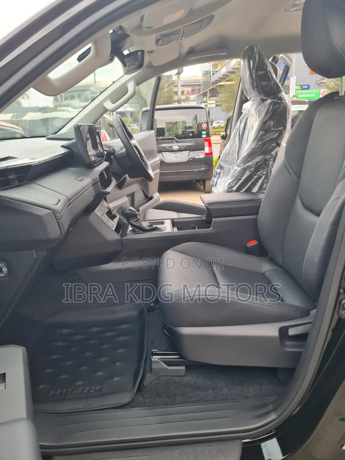 New Toyota Hilux 2026 Black