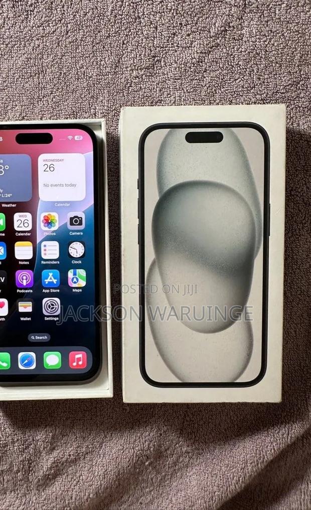 Apple iPhone 15 128 GB Black - thumbnail 2