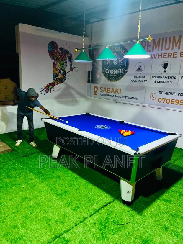 South One Luxury Pool Table for Home Commercial Use