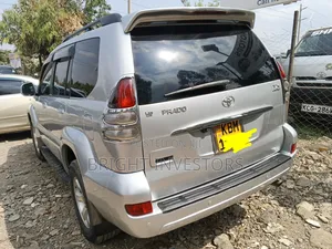 Toyota Land Cruiser Prado 2007 Silver