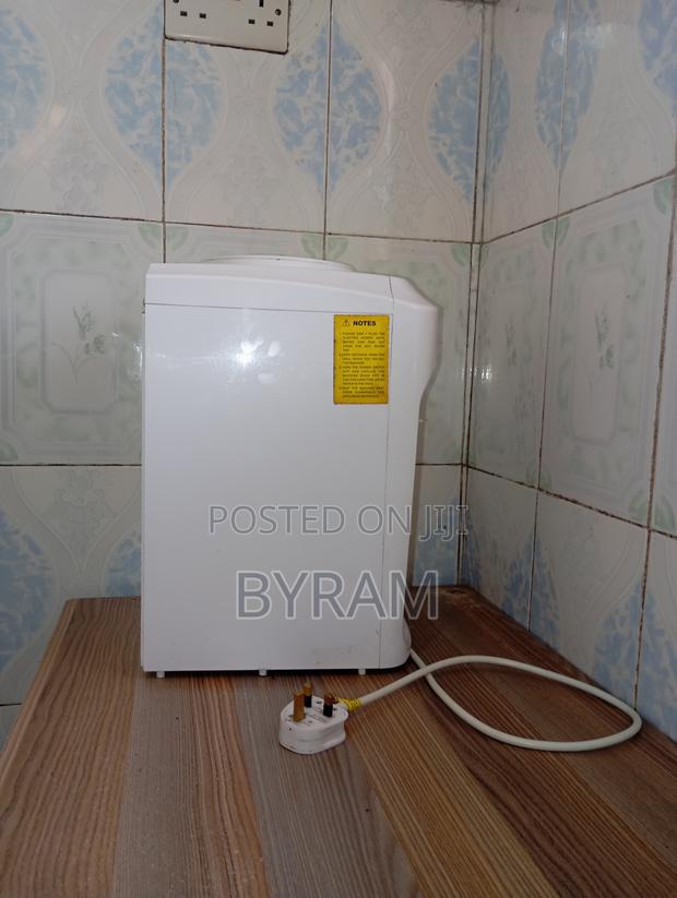 Water Dispenser - thumbnail 2