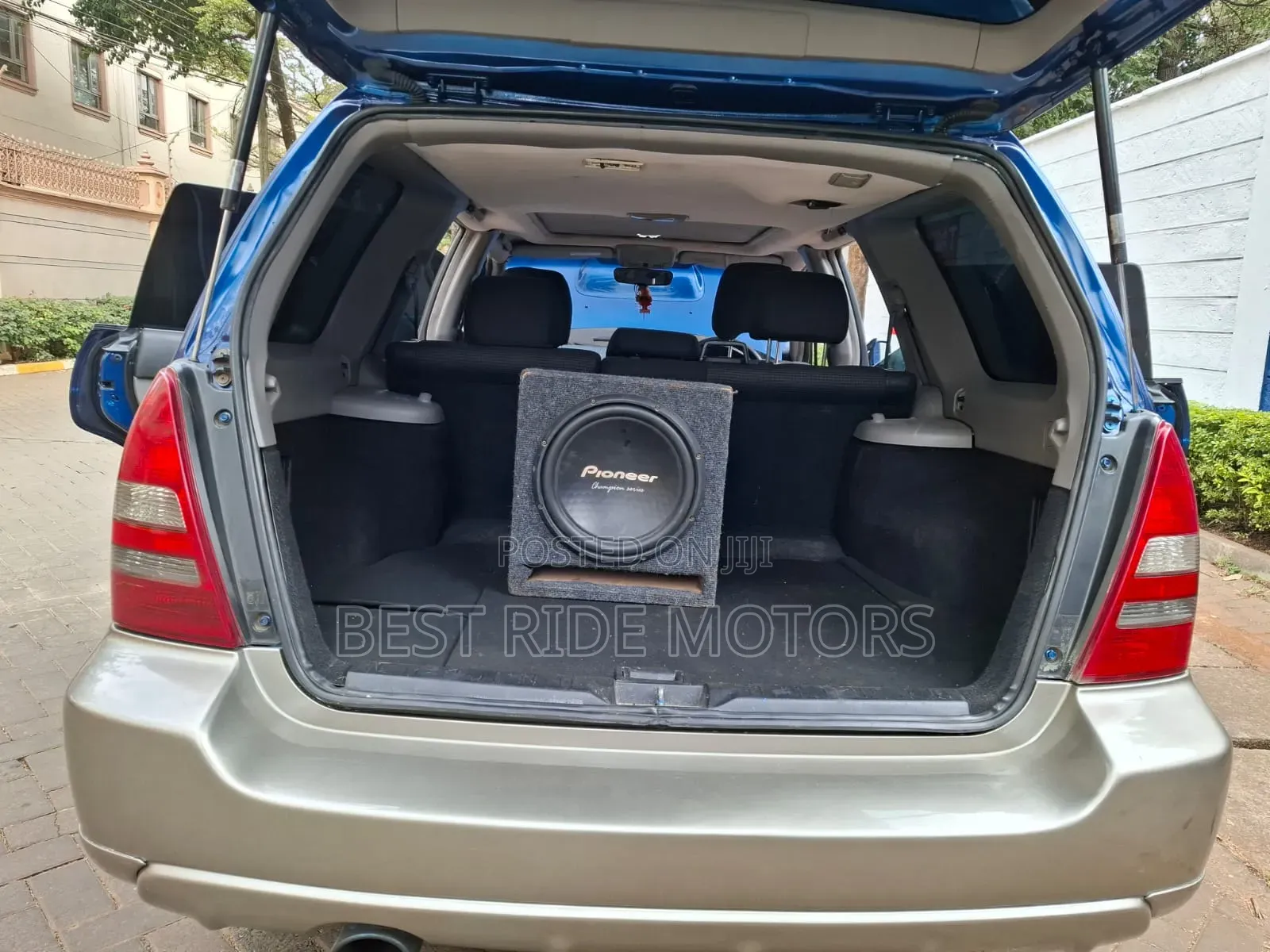Subaru Forester 2004 Blue