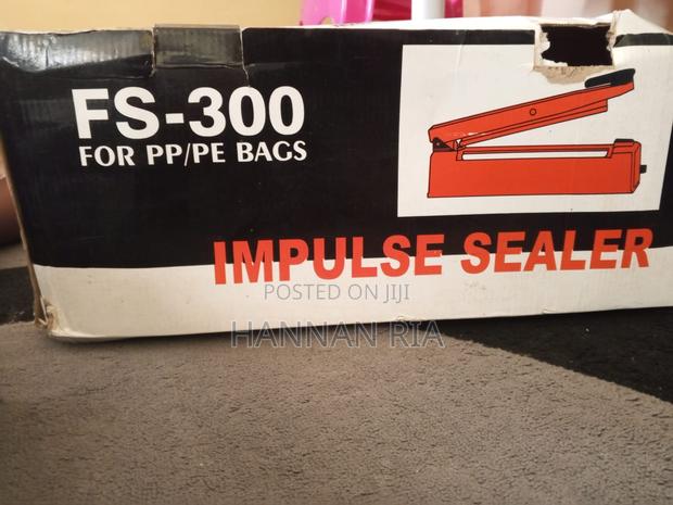 FS-300 Impulse Sealer for PE/PP Bags - thumbnail 3