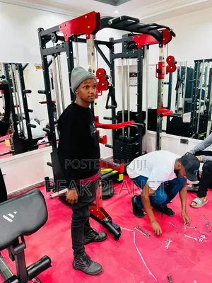 6-in-1 Multifunctional Smith Machine – Complete Home Gym