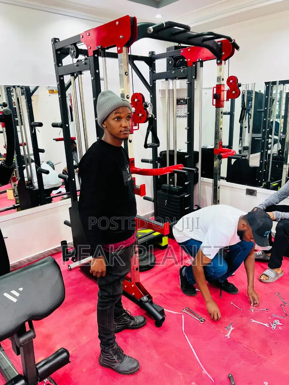 6-in-1 Multifunctional Smith Machine – Complete Home Gym
