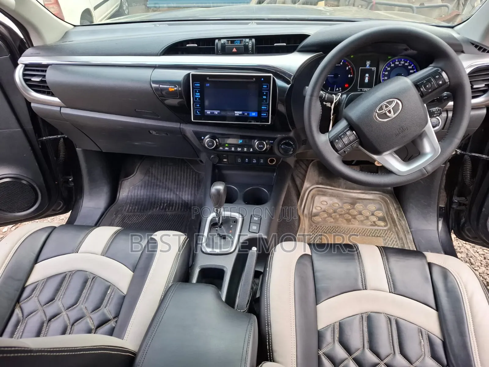 Toyota Hilux Revo Double Cab Deisel 2.8 AWD 2016 Black