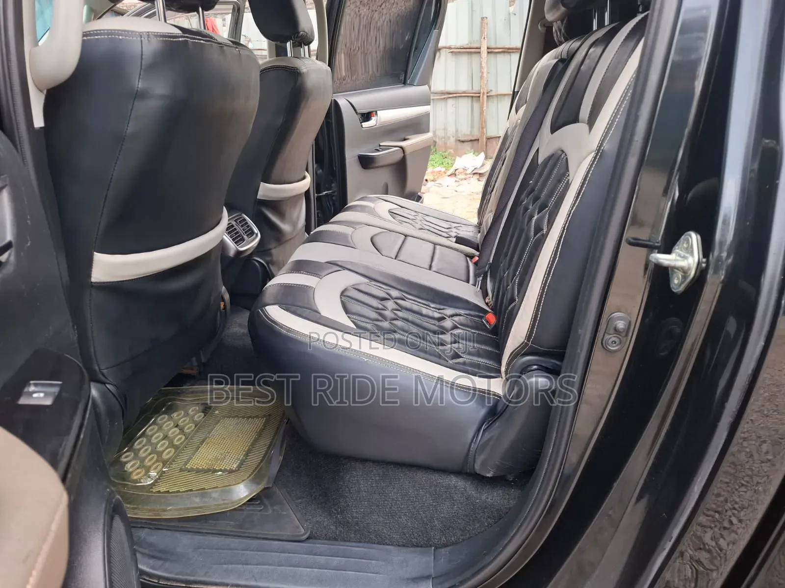 Toyota Hilux Revo Double Cab Deisel 2.8 AWD 2016 Black