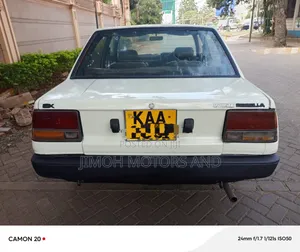 Toyota Corolla 1993 White