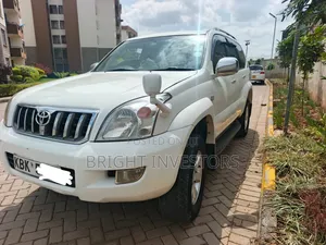 Toyota Land Cruiser Prado 2004 White