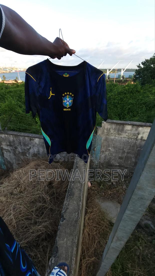 Brazil Awsy Kit - thumbnail 3