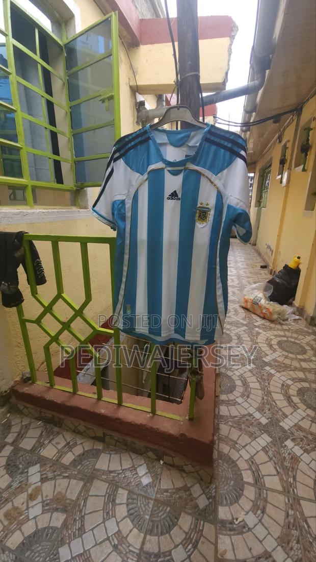 Argentina 2006 Away Kit - main view
