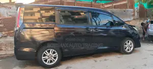 Toyota Noah 2018 Maroon