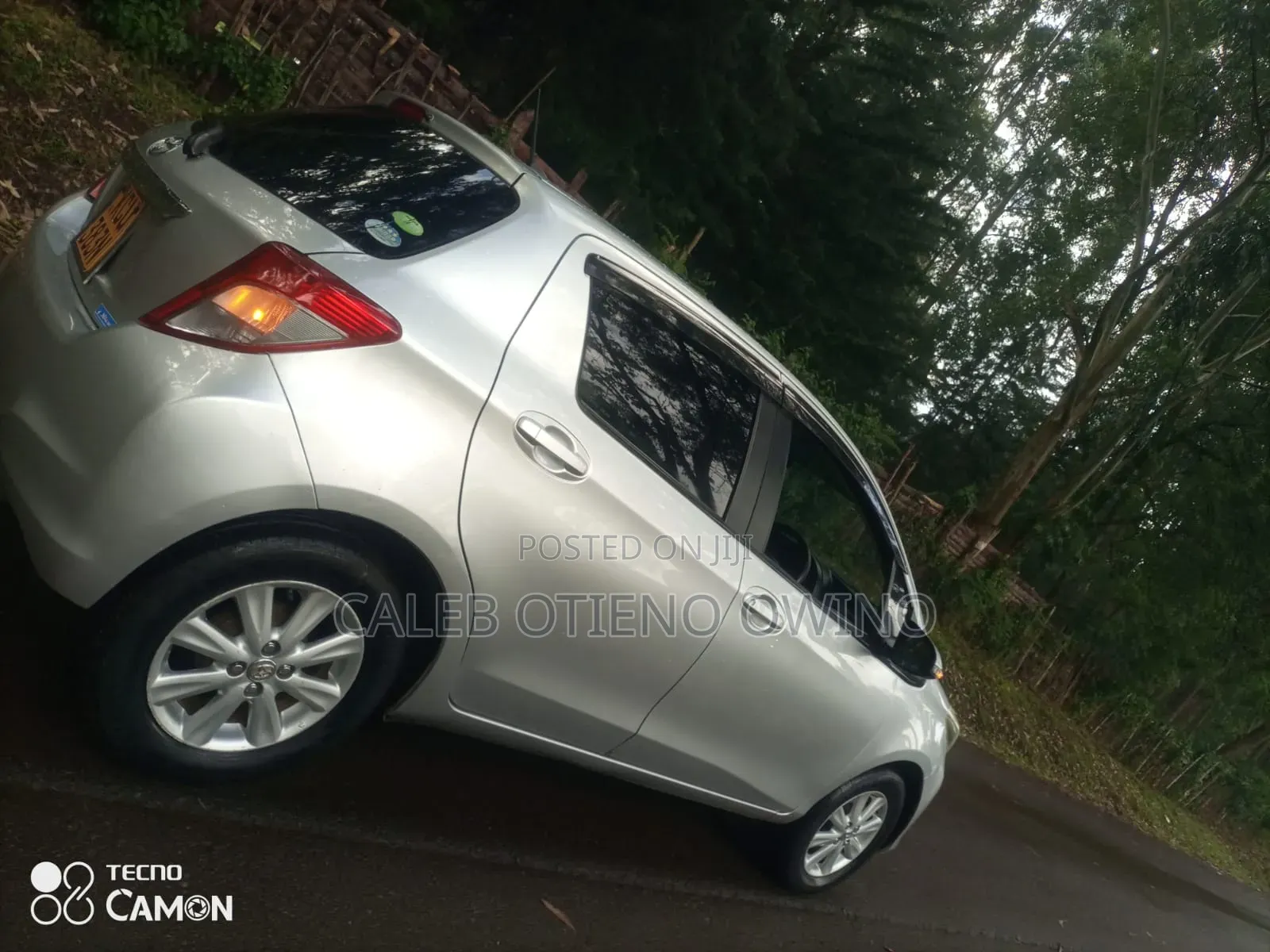 Toyota Vitz 2012 Gray