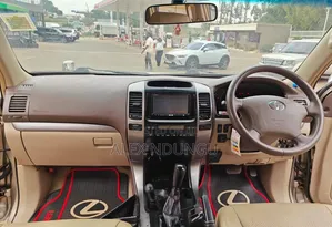 Toyota Land Cruiser Prado 2006 Gold