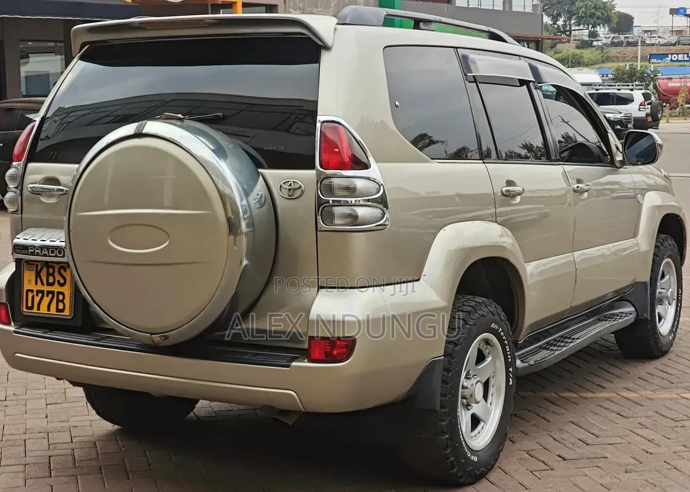 Toyota Land Cruiser Prado 2006 Gold