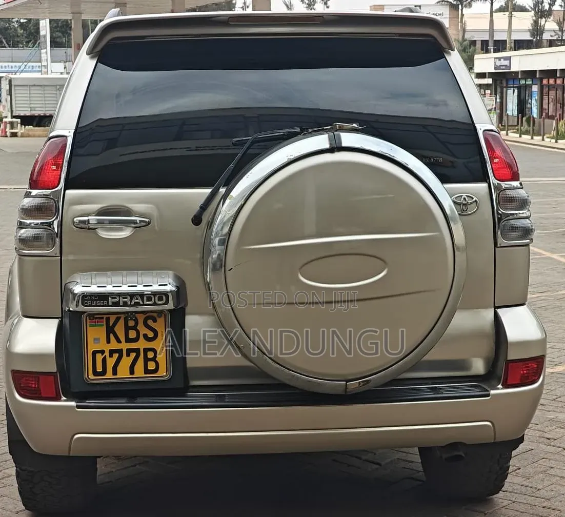 Toyota Land Cruiser Prado 2006 Gold