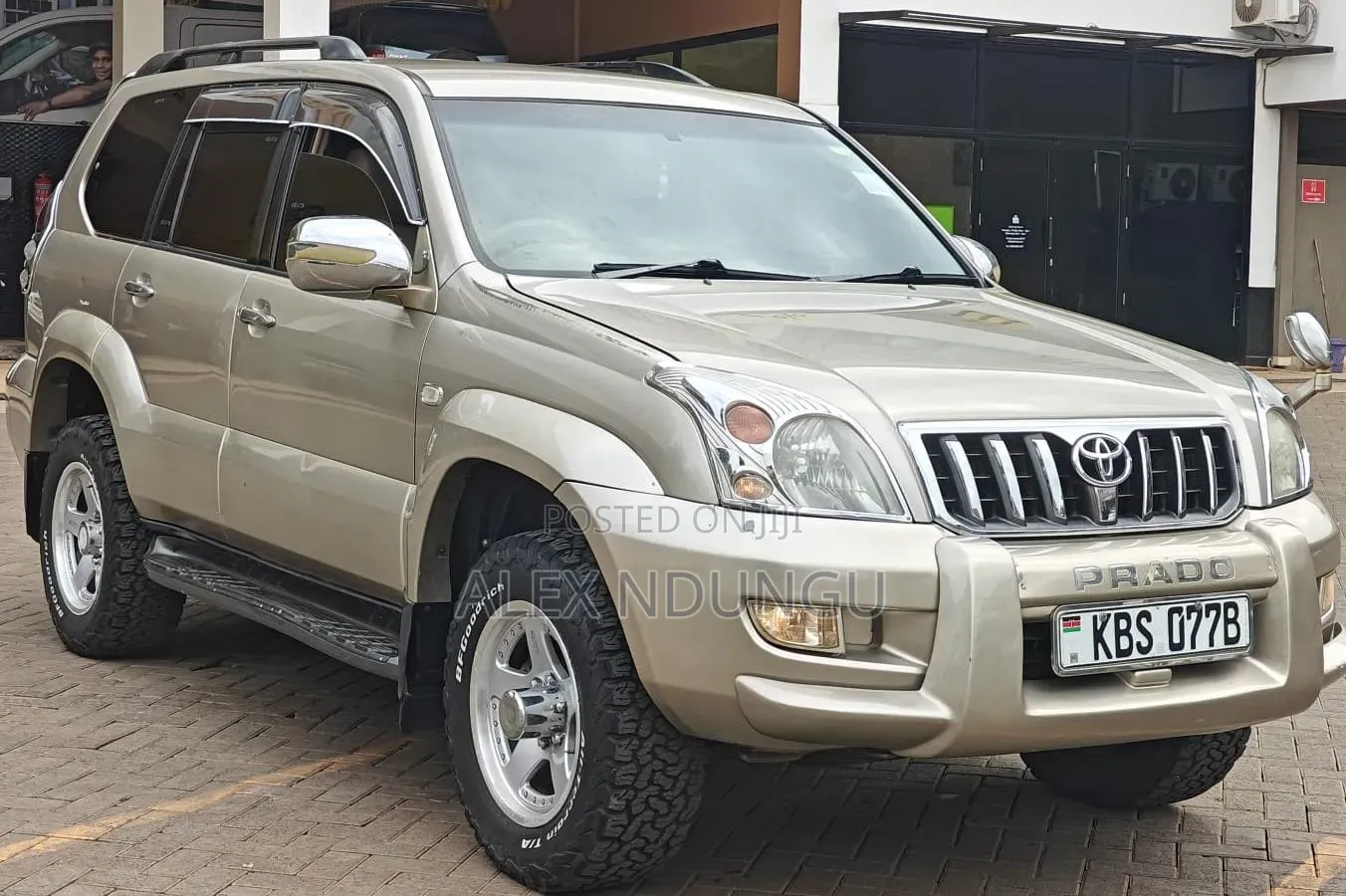 Toyota Land Cruiser Prado 2006 Gold