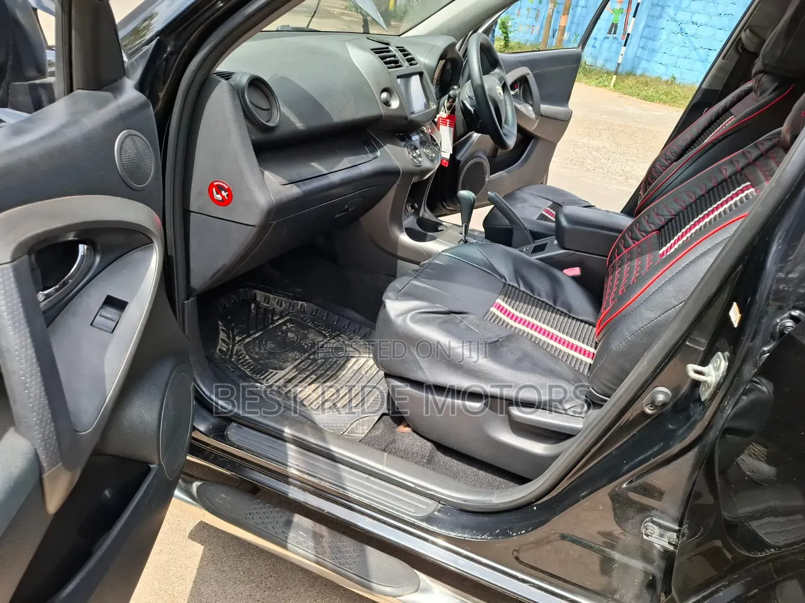 Toyota Vanguard 2013 Black