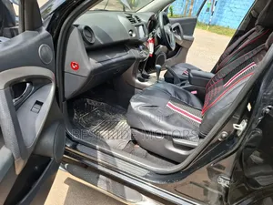 Toyota Vanguard 2013 Black