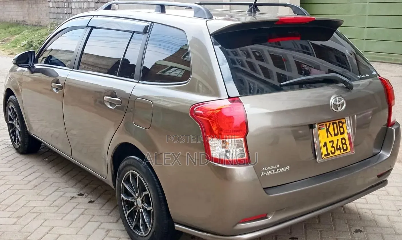 Toyota Corolla Fielder 2013 Beige