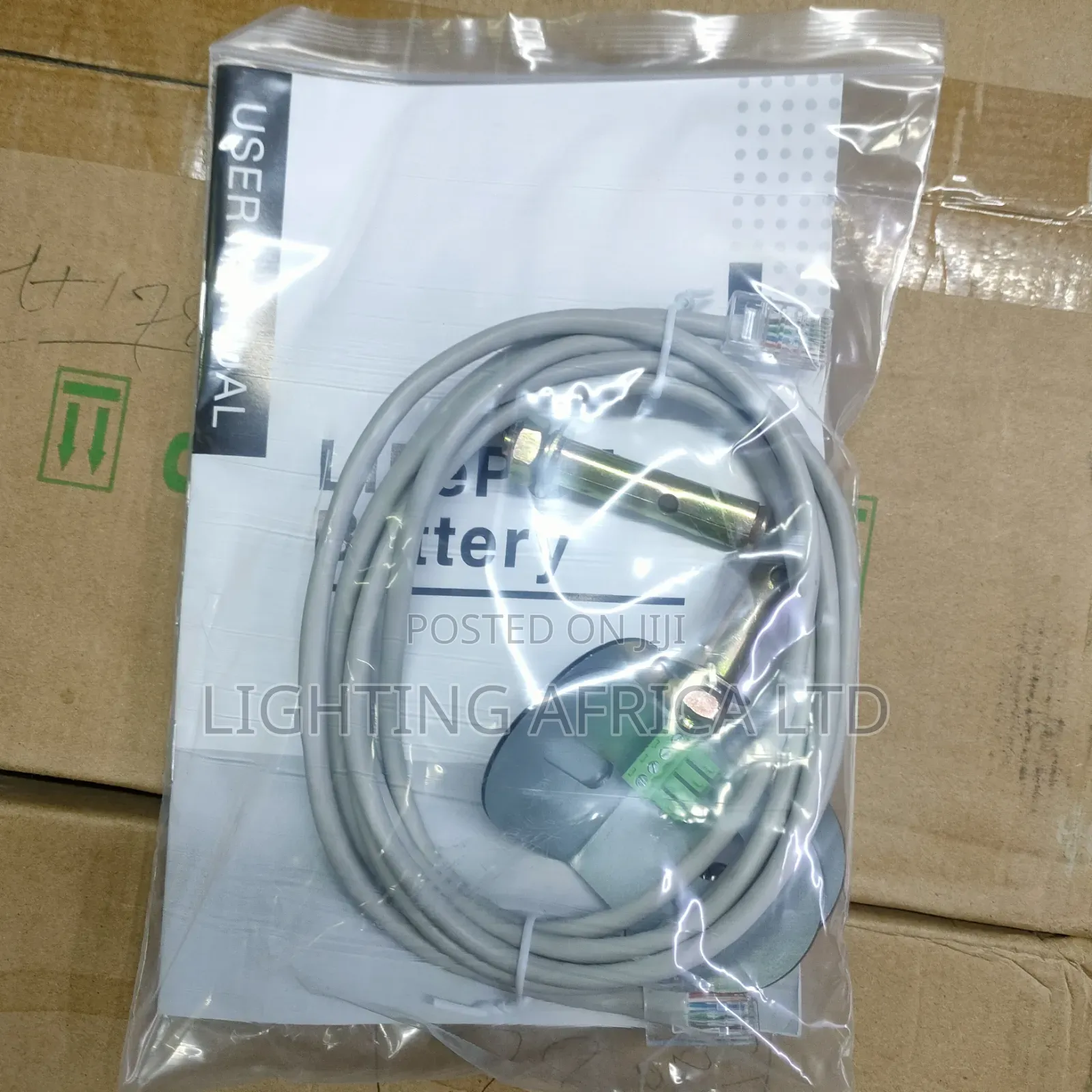 8kwh (7680wh) - 25.6 Volts Solarmax Lithium Solar Battery for Off-Grid