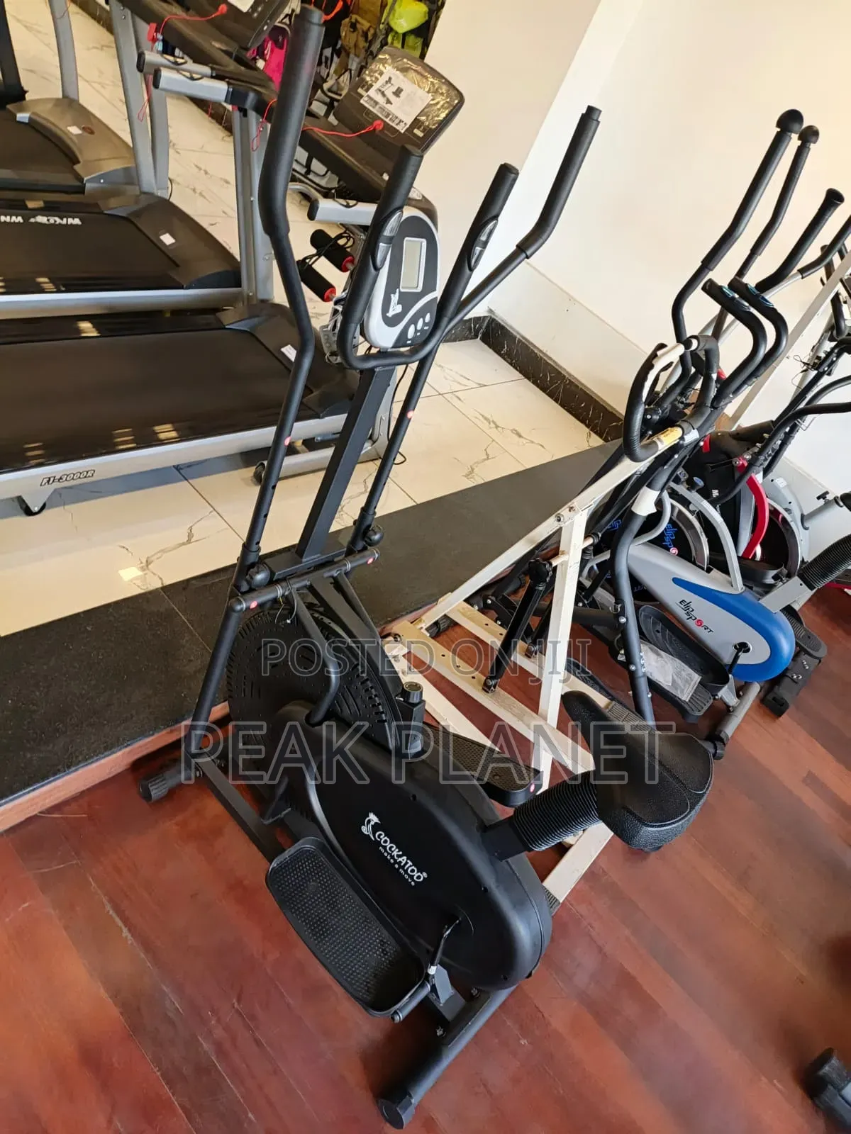 Elliptical Cross Trainer for Home Workout