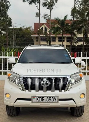 Toyota Land Cruiser 2016 Off white